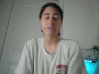 raiyvyn webcam model stream image