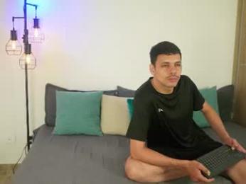 cleoanubis_ webcam model stream image
