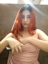 Mon_Cherry webcam model stream image