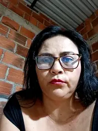 Dirty-Momm-Divorced-Hot webcam model stream image