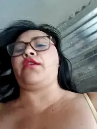 Dirty-Momm-Divorced-Hot webcam model stream image