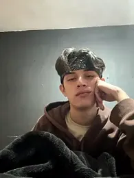 Kaito_SK webcam model stream image