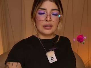 lisamonroe1 webcam model stream image