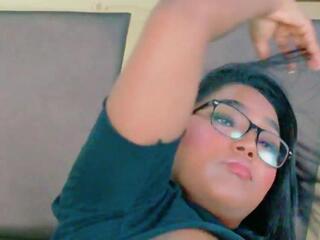 Alejandra Leroy webcam model stream image