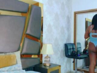 Alejandra Leroy webcam flirt4free model stream image