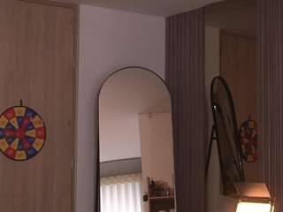 lauraroldanc webcam model stream image