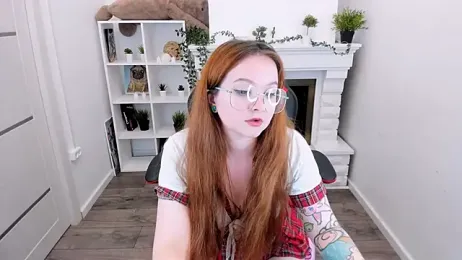 MeiQT webcam stripchat model stream image