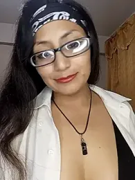 Lucy_jhack webcam model stream image