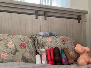 cloudedthot webcam model stream image