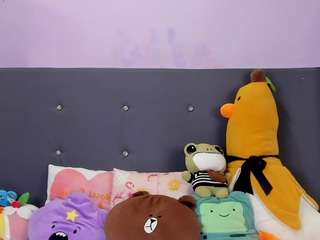 harmonyhill webcam model stream image