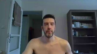 FRbottomdude webcam model stream image