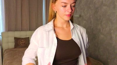 WandaFitt webcam model stream image