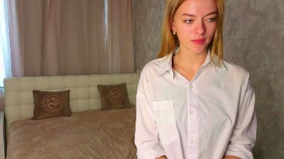 WandaFitt webcam model stream image