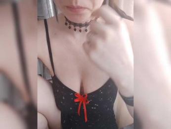 MmmKonFetkA webcam model stream image