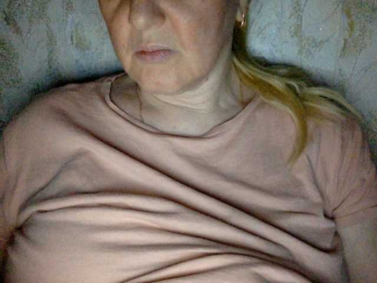 BlondyVio webcam model stream image