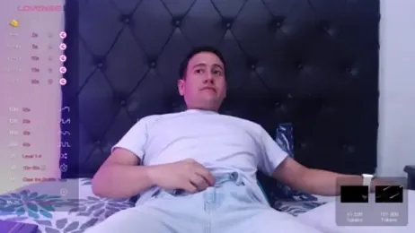 oliver_price1 webcam model stream image