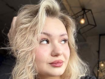 LavernaMonnot webcam livejasmin model stream image