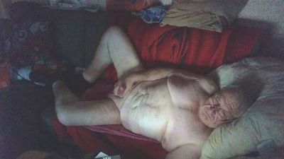 Bomber42 webcam model stream image