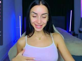 emma-davis webcam model stream image