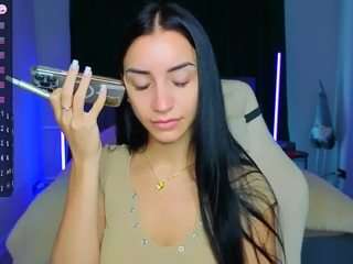 emma-davis webcam model stream image