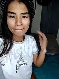 mailovess webcam model stream image