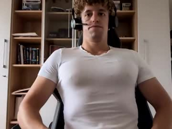 patii132 webcam model stream image