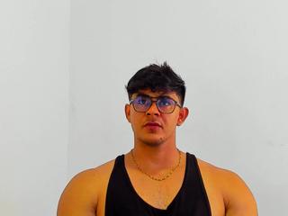 Marcus Harris webcam model stream image