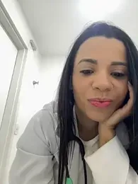 Drapotente webcam model stream image