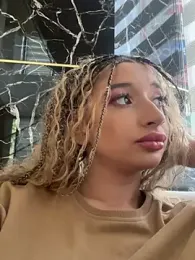 OdetteMason webcam stripchat model stream image