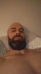 Altarofmadness webcam model stream image