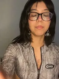 ValenFoxx webcam model stream image
