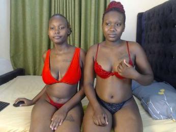 Roxanne- webcam bongacams model stream image
