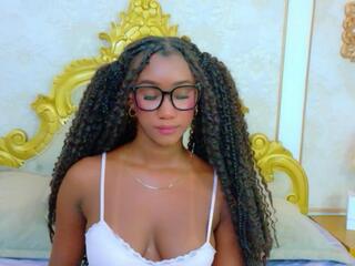 Tyla West webcam model stream image