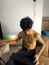 Kriss_Edwards webcam model stream image