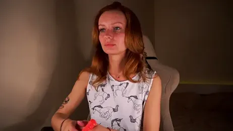 Liuba_Fox webcam model stream image