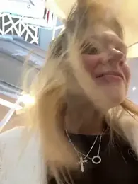 ValenciaShock webcam model stream image