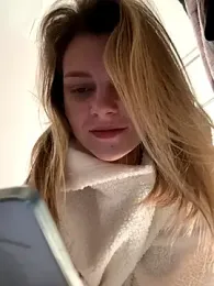 ValenciaShock webcam model stream image