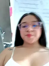 -VICKKY webcam model stream image