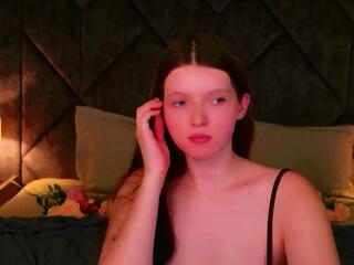 Gaby Essen webcam flirt4free model stream image