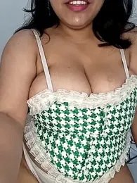 Mazzakiinn webcam model stream image