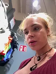 PennyPrincess webcam model stream image