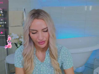 LeilaFlower webcam model stream image