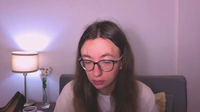 AnnaDoll webcam model stream image