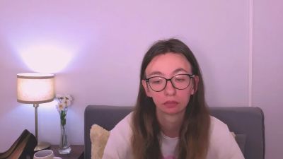 AnnaDoll webcam model stream image