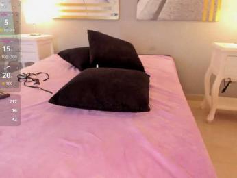 MiiaaCarter webcam model stream image