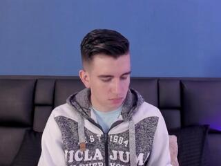 Mikael Slow webcam model stream image