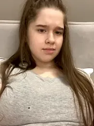 HornyGirlH webcam stripchat model stream image