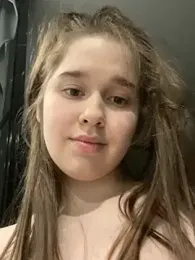 HornyGirlH webcam model stream image