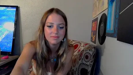 molly_witha_chance webcam model stream image