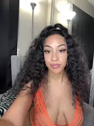 thepeachwobbler webcam model stream image